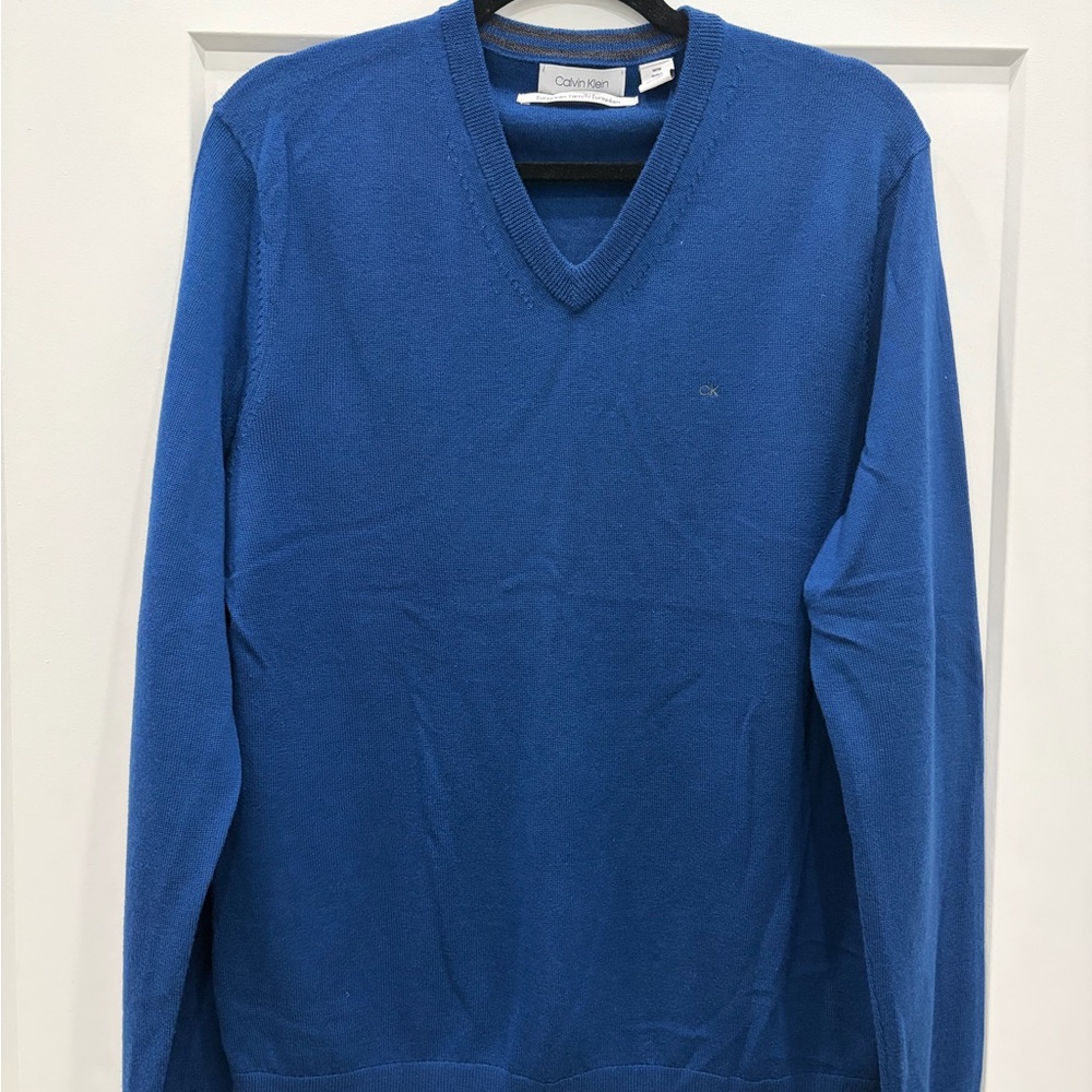 Calvin Klein Men's V-Neck Sweater in Rich Blue